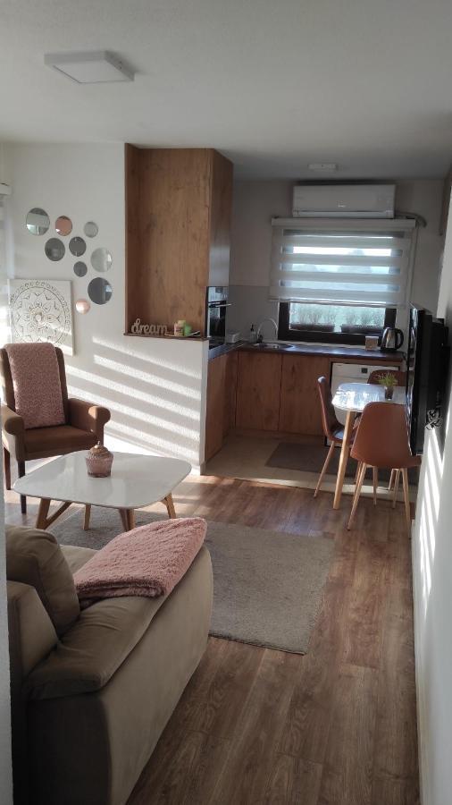 Apartman A&E Zivinice Εξωτερικό φωτογραφία